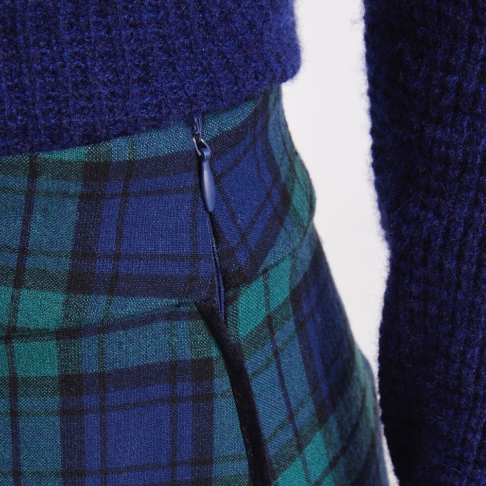 🌺Vineyard Vines Blackwatch Ponte Plaid Skirt Green Blue Tartan - Picture 6 of 7